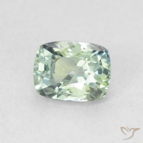 Saphir Vert pâle naturelle Coussin, 0.61 ct, VS