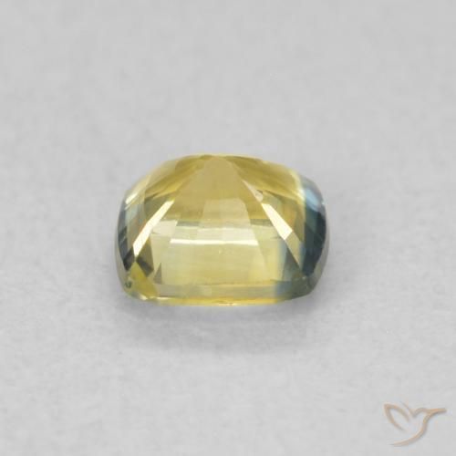 Saphir Multicolore naturelle Coussin, 0.56 ct, VVS
