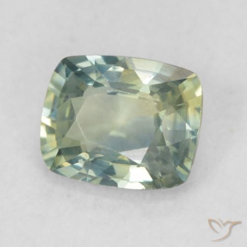 Saphir Vert jaunâtre naturelle Coussin, 0.92 ct, VVS