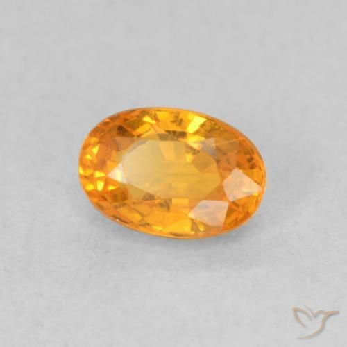 Saphir Orange vif naturelle ovale, 0.69 ct, VVS-VS