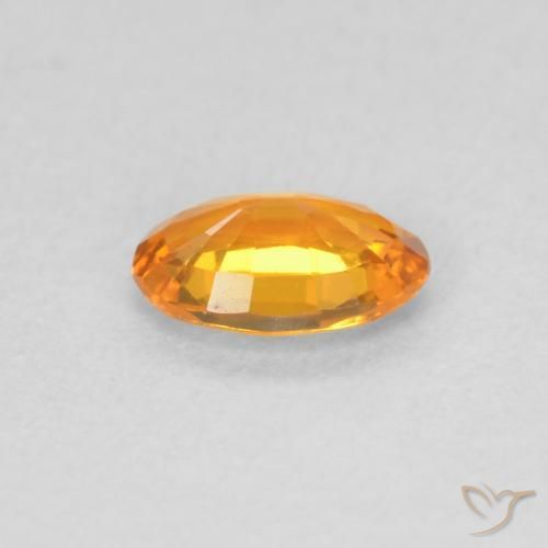 Saphir Orange vif naturelle ovale, 0.49 ct, VVS-VS