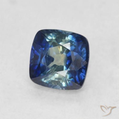 Saphir Bleu marine naturelle Coussin, 0.72 ct, VS