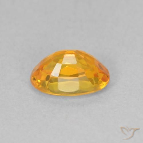 Saphir Orange vif naturelle ovale, 0.71 ct, VVS-VS
