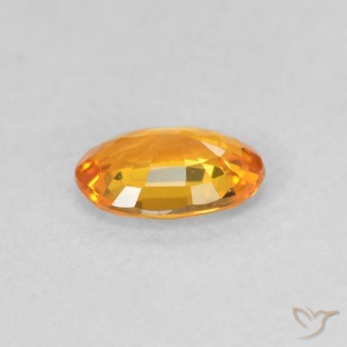 Saphir Orange vif naturelle ovale, 0.51 ct, VVS