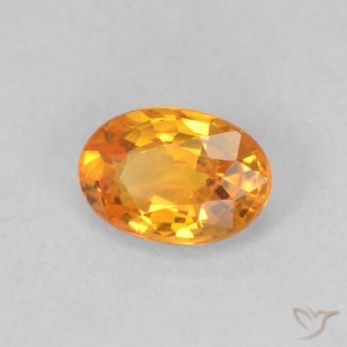 Saphir Orange vif naturelle ovale, 0.66 ct, VVS