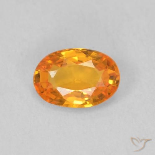 Saphir Orange vif naturelle ovale, 0.53 ct, VVS