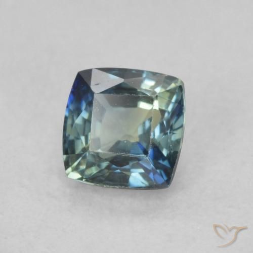 Saphir Multicolore naturelle Coussin, 0.67 ct, VVS-VS
