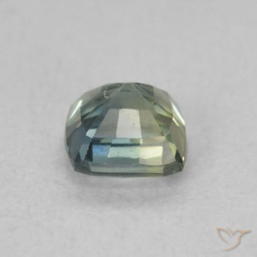 Saphir Multicolore naturelle Coussin, 0.67 ct, VVS-VS