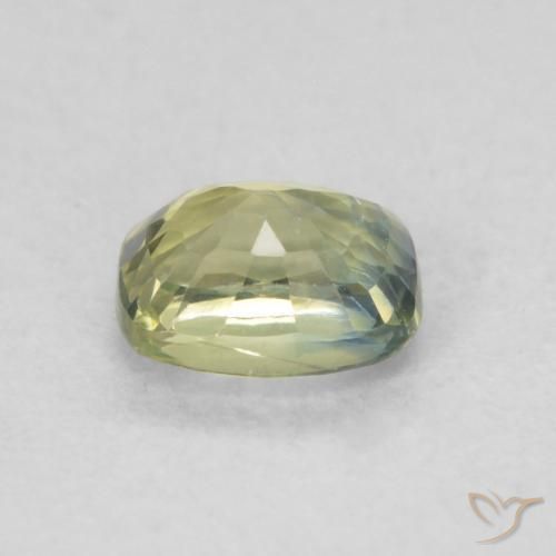 Saphir Multicolore naturelle Coussin, 0.63 ct, VVS-VS