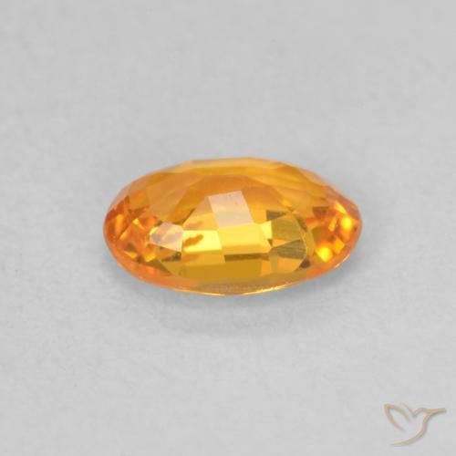 Saphir Abricot orange naturelle ovale, 0.60 ct, VVS