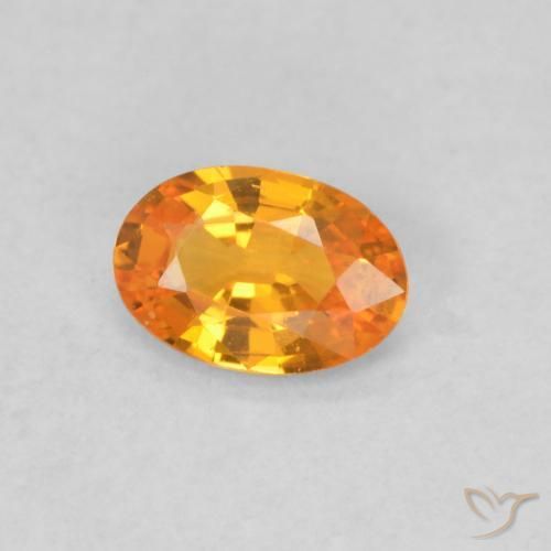 Saphir Orange vif naturelle ovale, 0.47 ct, VS