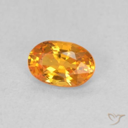 Saphir Orange vif naturelle ovale, 0.52 ct, VVS-VS