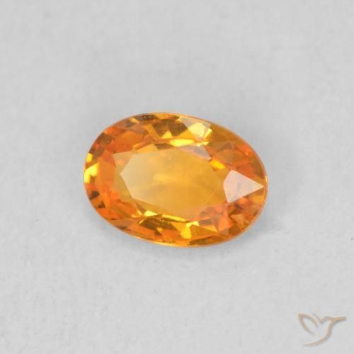 Saphir Orange vif naturelle ovale, 0.46 ct, VVS-VS