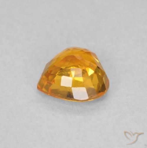 Saphir Orange vif naturelle Cœur, 0.48 ct, VS
