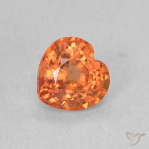 Saphir Orange feu naturelle Cœur, 0.53 ct, VS