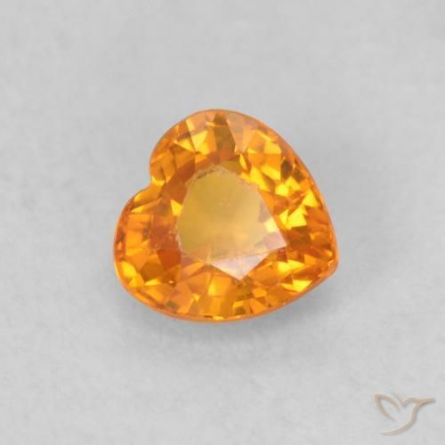 Saphir Orange moyen naturelle Cœur, 0.54 ct, VS
