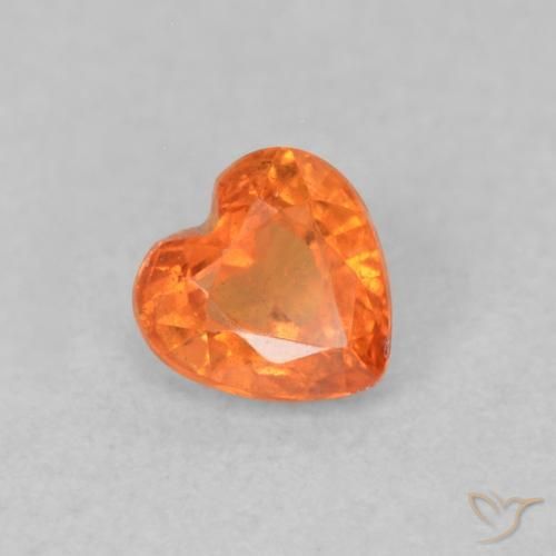 Saphir Orange vif naturelle Cœur, 0.42 ct, VS