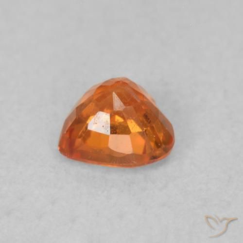 Saphir Orange vif naturelle Cœur, 0.42 ct, VS