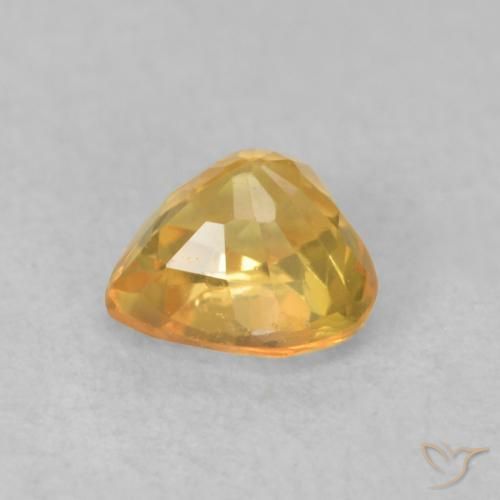 Saphir Doré naturelle Cœur, 0.62 ct, VS
