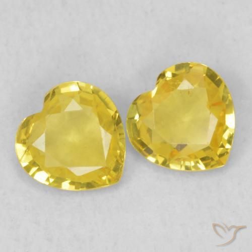 Shop natural 0.66ct Jaune doré léger Saphir gems, Cœur, from Tanzanie at GemSelect. In stock, global shipping!