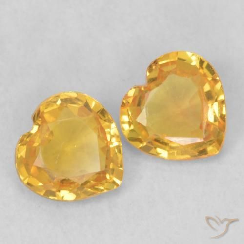 Shop natural 0.70ct Orange Doré Saphir gems, Cœur, from Tanzanie at GemSelect. In stock, global shipping!