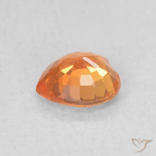 Saphir Orange moyen naturelle Cœur, 0.40 ct, VVS-VS