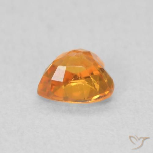 Saphir Abricot orange naturelle Cœur, 0.38 ct, VS