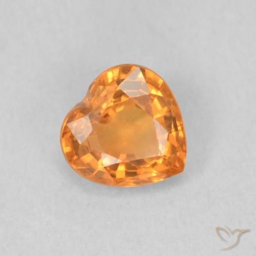 Saphir Orange moyen naturelle Cœur, 0.46 ct, VVS-VS