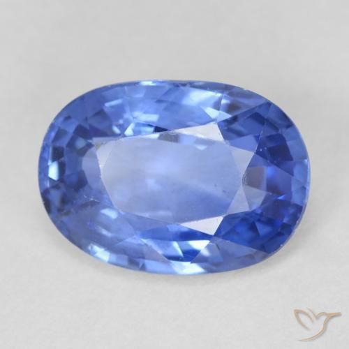 Saphir Bleu marine moyen naturelle ovale, 4.46 ct, VVS-VS