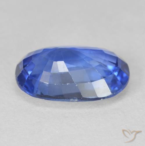Saphir Bleu marine moyen naturelle ovale, 4.46 ct, VVS-VS