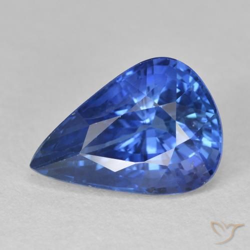 Saphir Bleu foncé moyen naturelle En forme de poire, 4.59 ct, VS