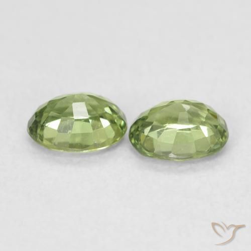 Shop natural 0.83ct Vert chaud Saphir gems, ovale, from Madagascar at GemSelect. In stock, global shipping!
