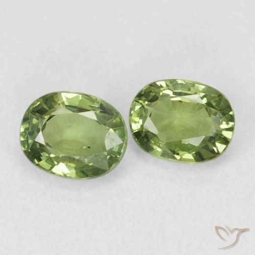 Shop natural 1.05ct Vert chaud Saphir gems, ovale, from Madagascar at GemSelect. In stock, global shipping!