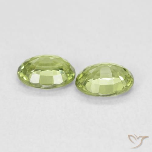 Shop natural 0.71ct Vert forêt léger Saphir gems, ovale, from Madagascar at GemSelect. In stock, global shipping!