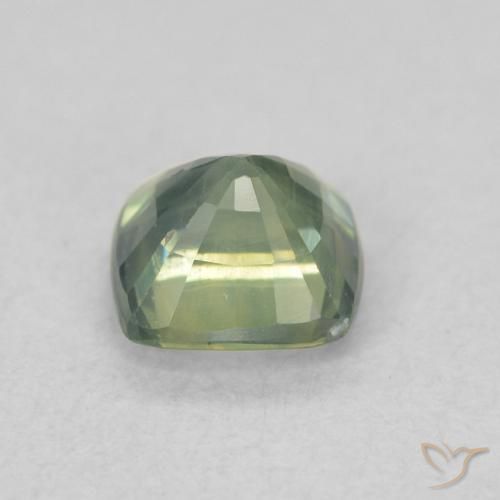 Saphir Vert chaud naturelle Coussin, 0.76 ct, VS