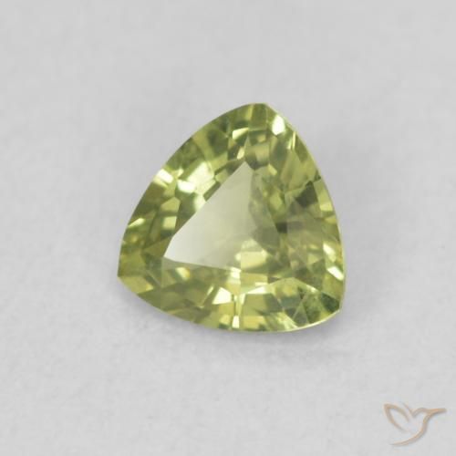 Saphir Vert jaunâtre naturelle Trillion, 0.41 ct, VVS