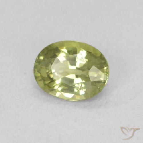 Saphir Olive verte naturelle ovale, 0.45 ct, VS