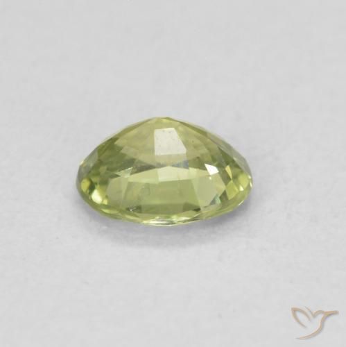 Saphir Vert jaunâtre naturelle ovale, 0.39 ct, VS