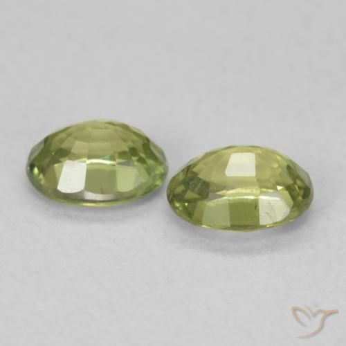 Shop natural 0.87ct Vert jaunâtre Saphir gems, ovale, from Madagascar at GemSelect. In stock, global shipping!