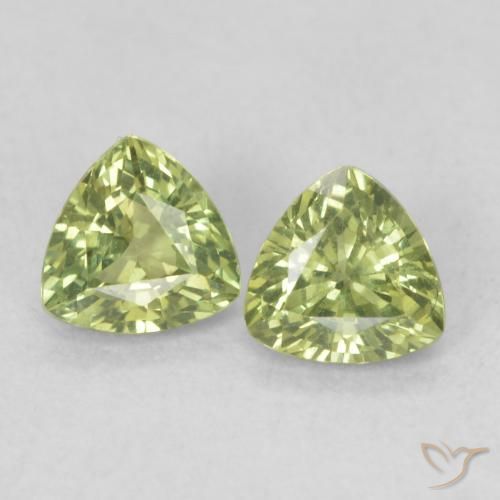 0.67ctw Naturel Vert jaunâtre Saphir, Trillion, VVS-VS