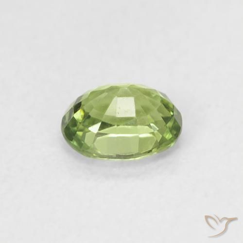 Saphir Vert poire naturelle ovale, 0.48 ct, VVS