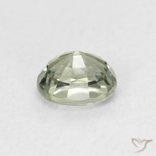 Saphir Vert clair naturelle ovale, 0.62 ct, VVS