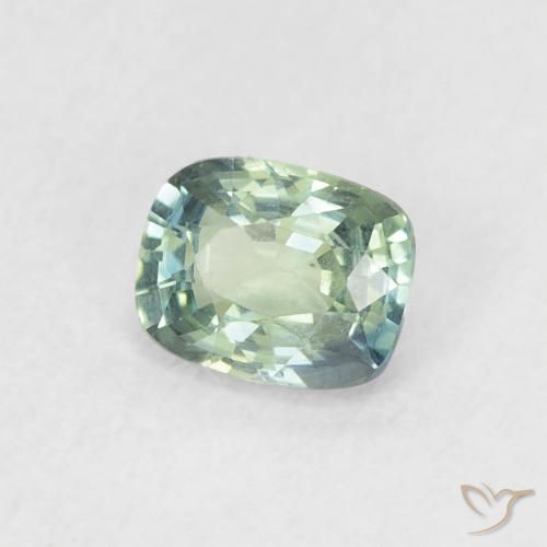 Saphir Bleu vert moyen naturelle Coussin, 0.60 ct, VVS-VS