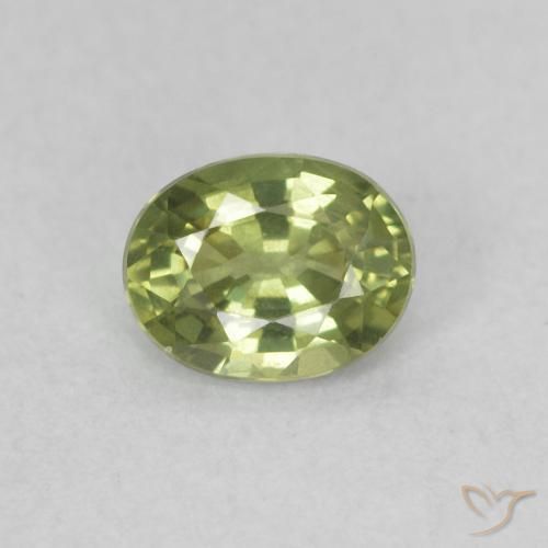 Saphir Vert jaunâtre naturelle ovale, 0.47 ct, VVS-VS