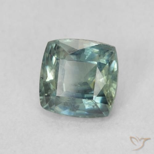 Saphir Bleu vert moyen naturelle Coussin, 0.71 ct, VS
