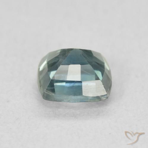 Saphir Bleu vert moyen naturelle Coussin, 0.71 ct, VS