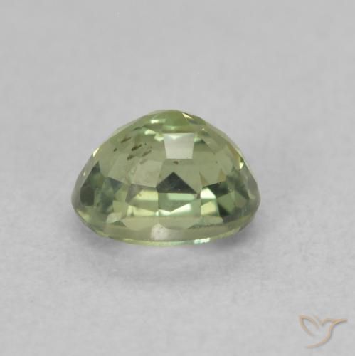 Saphir Vert moyen naturelle ovale, 0.66 ct, VVS-VS
