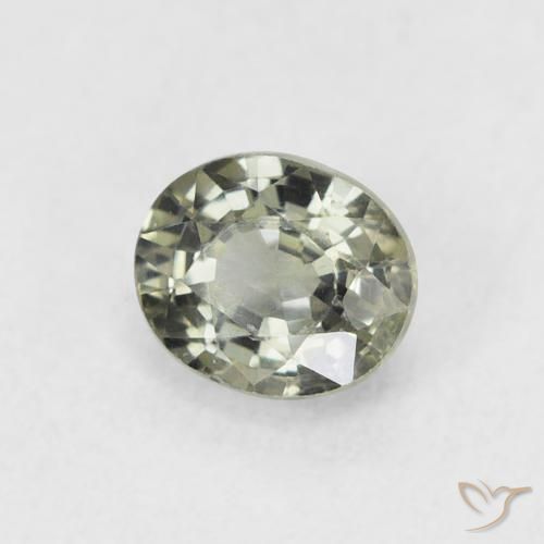 Saphir Vert chaud naturelle ovale, 0.66 ct, VVS-VS