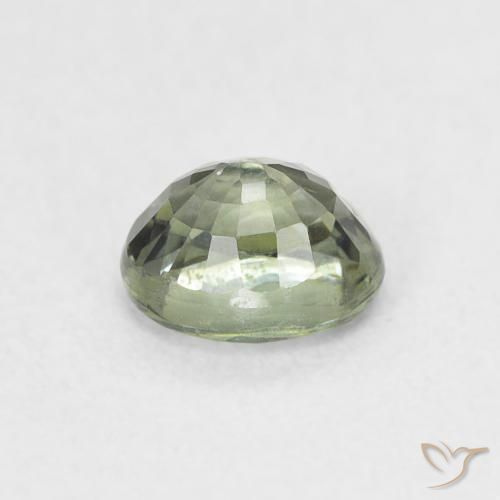 Saphir Vert chaud naturelle ovale, 0.66 ct, VVS-VS
