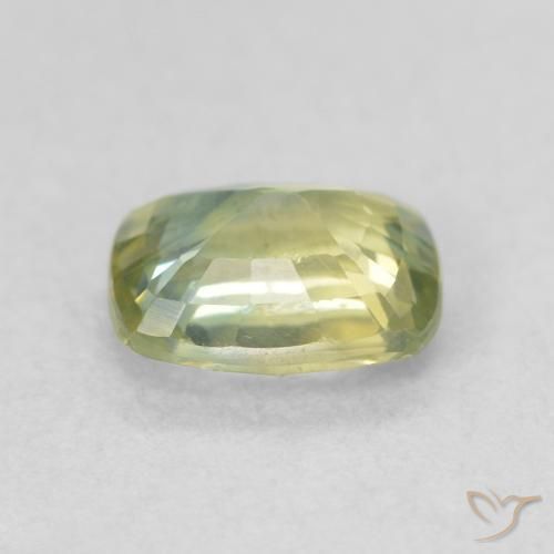 Saphir Vert forêt léger naturelle Coussin, 0.73 ct, VVS-VS